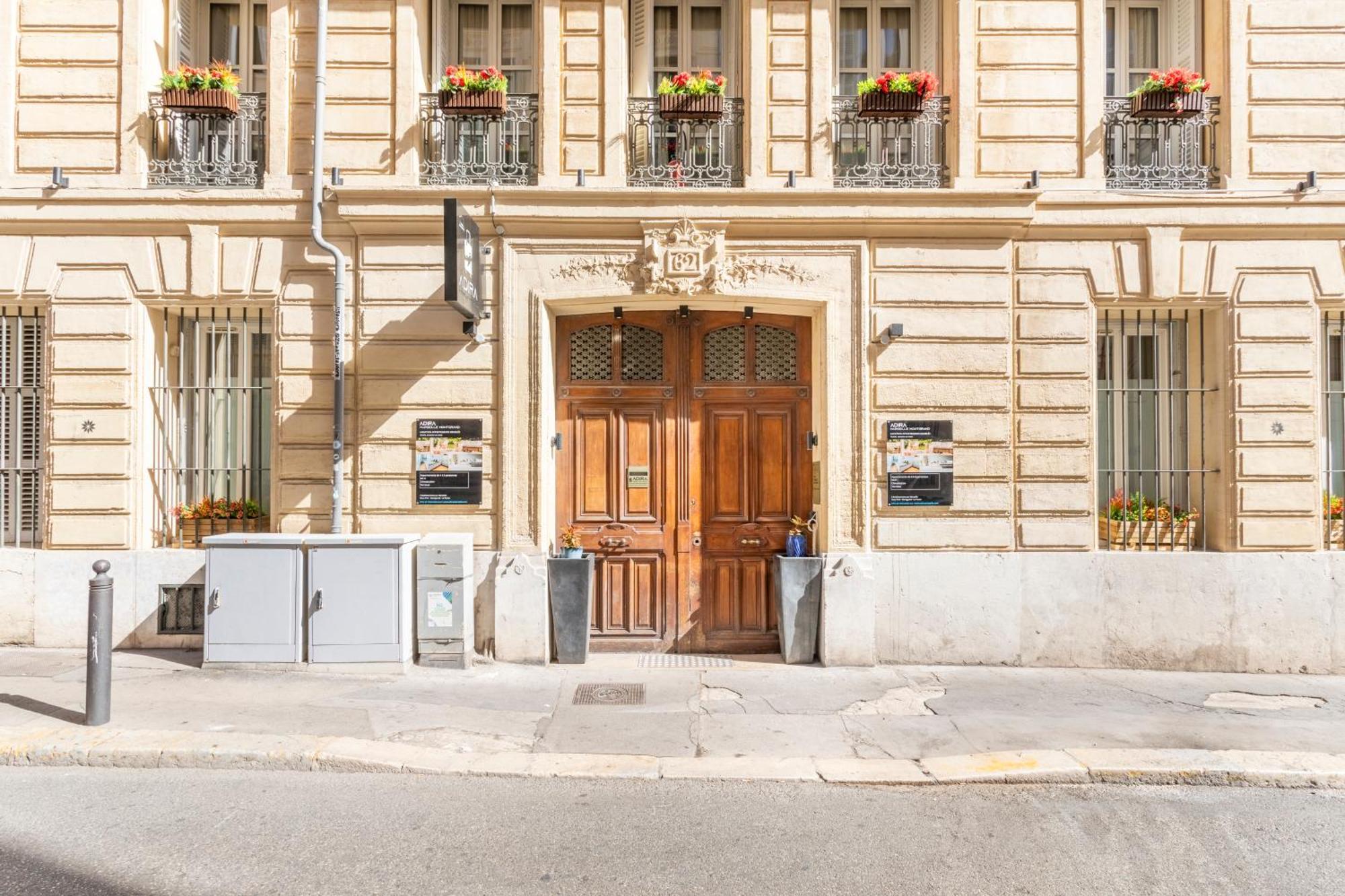 شقة Adira Marseille Montgrand 2 Etoiles المظهر الخارجي الصورة